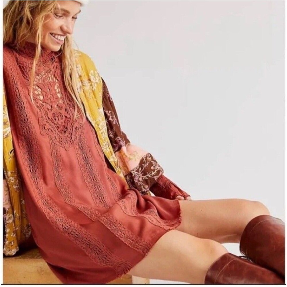 Free People One Vienna Lace Boho Ivory Mini Dress Romantic Lined Size Larg $168